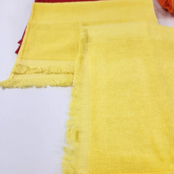 Vintage Hand Towels Utica JP Stevens Orange  Red Yellow - Picture 5 of 6